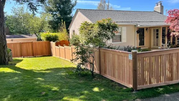vinyl fence